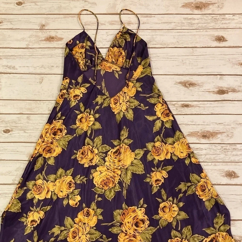 Linda vintage purple